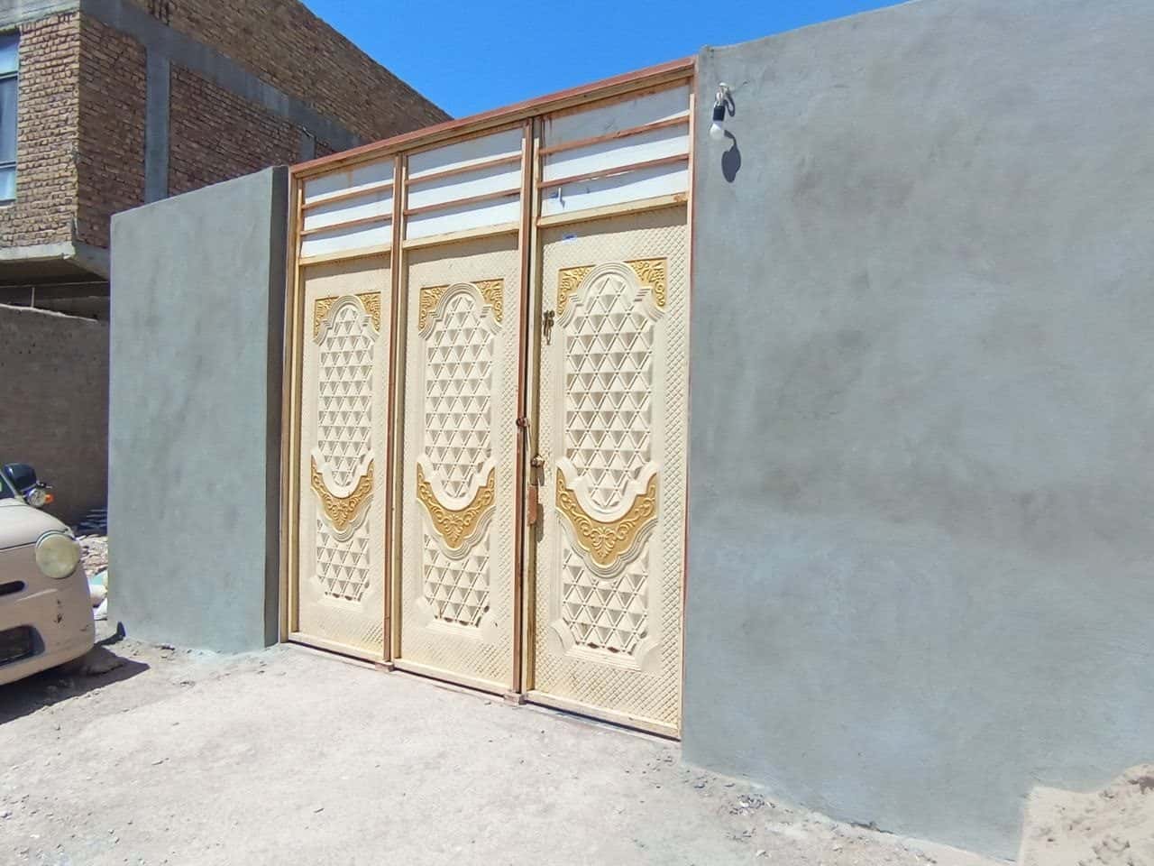 خانه نوساز گادری فروشی