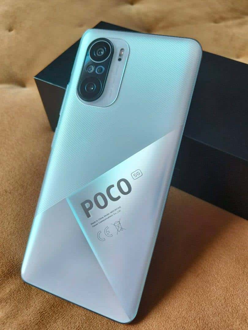 پوکو F3